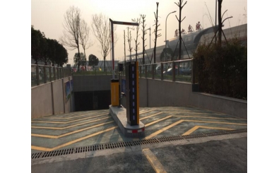 眉山高铁东站应用停车场系统